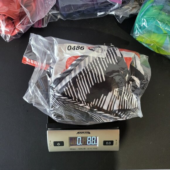 Max & Rina Womens Asymmetrical Polka Dot Blouse Size Medium Art to Wear Stretch - Picture 9 of 9